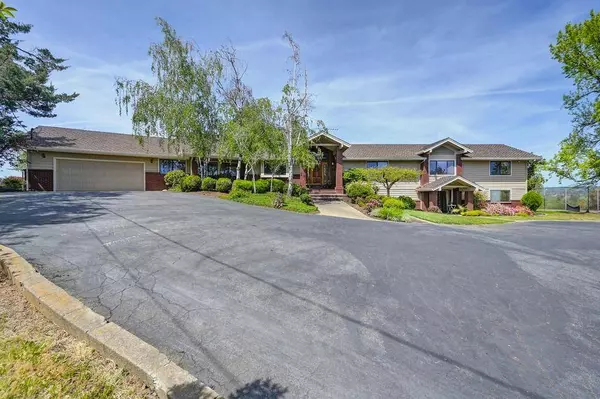 7358 Horseshoe Bar RD, Loomis, CA 95650