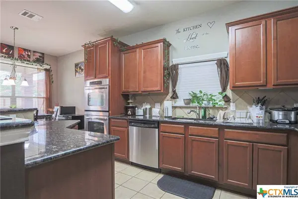 6111 Emilie LN, Killeen, TX 76542