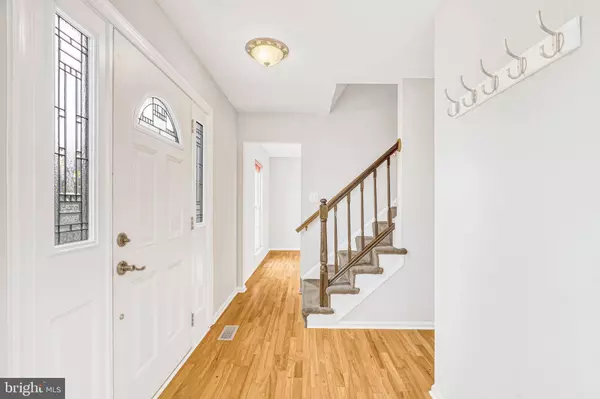 12245 PARKSTREAM TER, Herndon, VA 20170