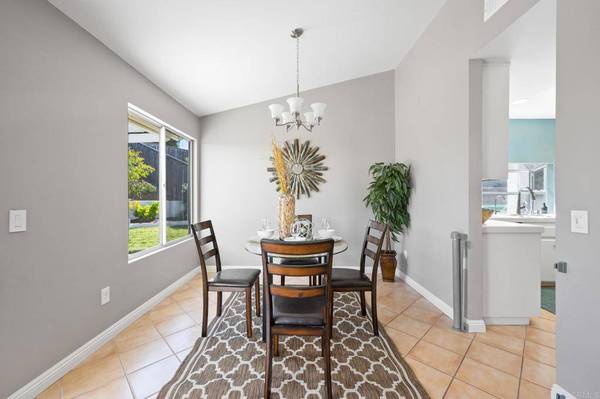 2714 Candlewood PL, Oceanside, CA 92056