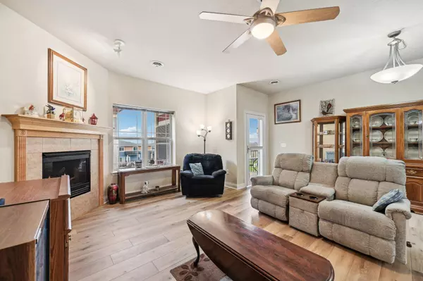 1300 School Street #212, Sun Prairie, WI 53590