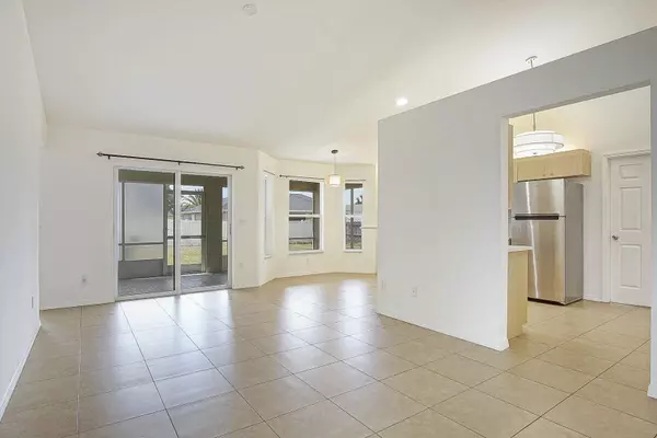 842 SW Haas AVE, Port St Lucie, FL 34953