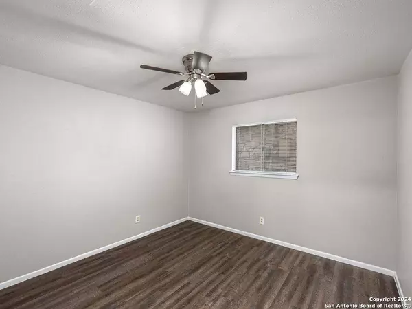 4111 MONACO DR, San Antonio, TX 78218-4335