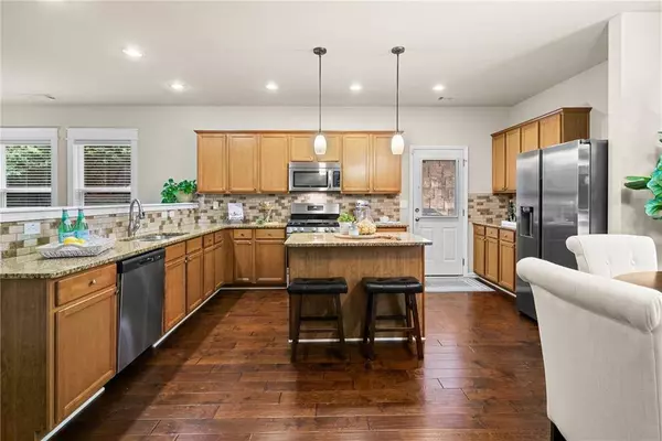 6768 Pierless AVE, Sugar Hill, GA 30518