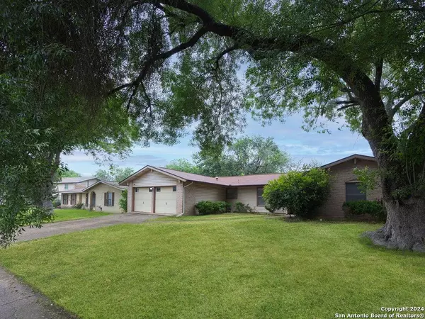 4111 MONACO DR, San Antonio, TX 78218-4335