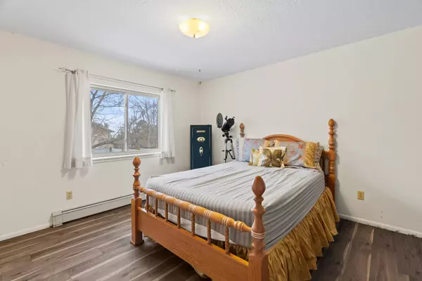 1918 Camino Uva, Los Alamos, NM 87544