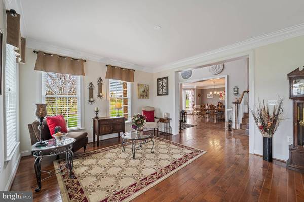 15939 WATERFORD CREEK CIR, Hamilton, VA 20158