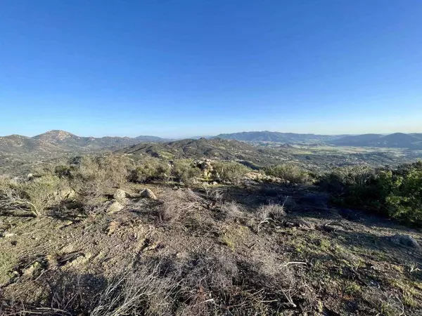 Skyline Truck TRL, Jamul, CA 91935