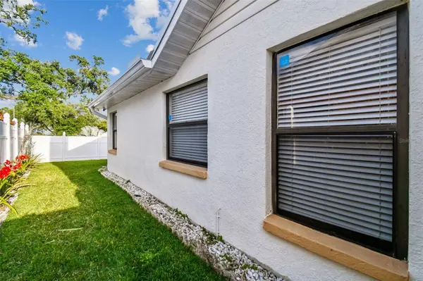 2029 DARLINGTON OAK DR, Seffner, FL 33584