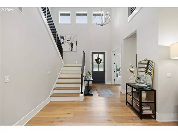 15780 TWIN FIR RD, Lake Oswego, OR 97035