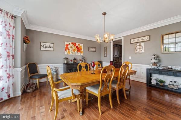 15939 WATERFORD CREEK CIR, Hamilton, VA 20158