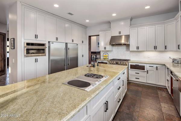 1447 E Echo Lane, Phoenix, AZ 85020