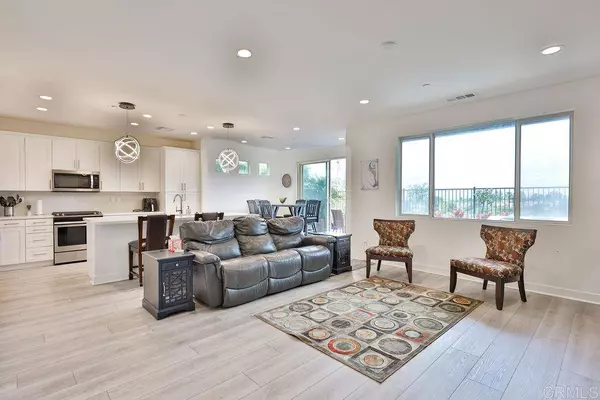 1220 Via Candelas, Oceanside, CA 92056