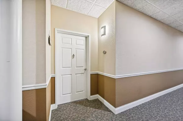 1300 School Street #212, Sun Prairie, WI 53590