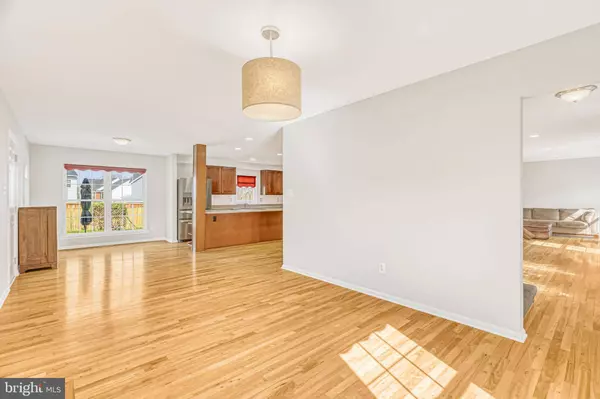 12245 PARKSTREAM TER, Herndon, VA 20170