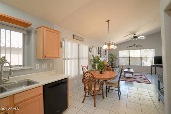 1710 E TULSA Street, Gilbert, AZ 85295