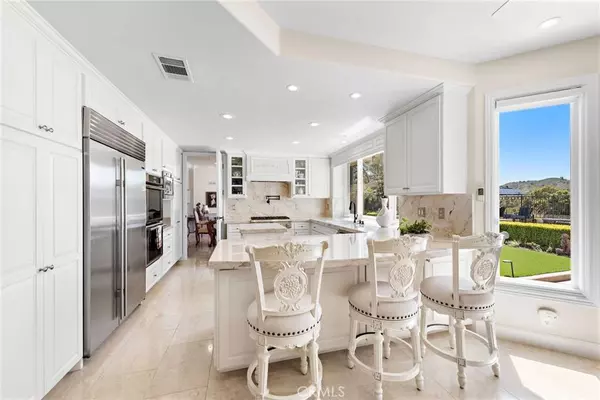 35 Cherry Hills DR, Coto De Caza, CA 92679