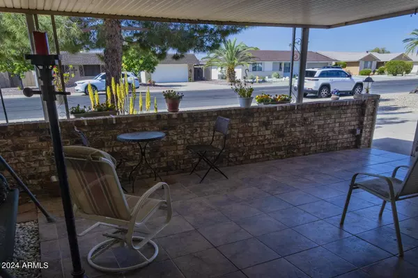 10114 W BURNS Drive, Sun City, AZ 85351