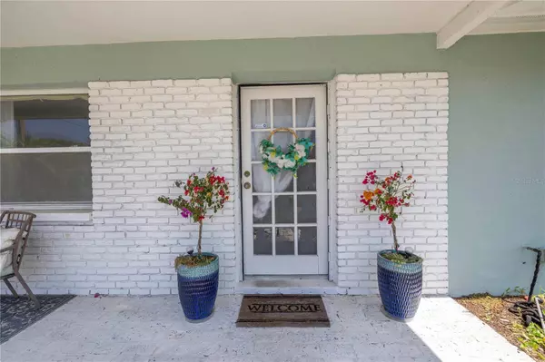 8101 120TH ST, Seminole, FL 33772