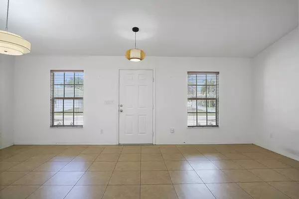 842 SW Haas AVE, Port St Lucie, FL 34953