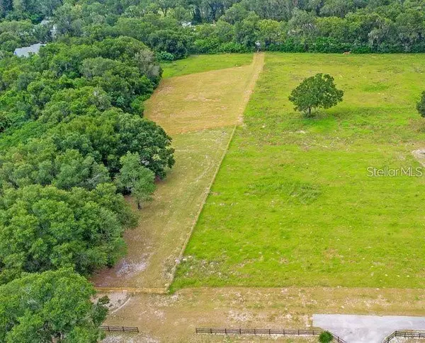 1624 GREENS DAIRY RD, Deland, FL 32720