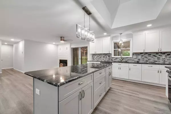 146 Newgate Road, East Granby, CT 06026