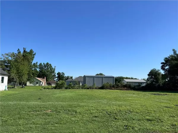 155 PLEASANT VALLEY DR, Des Allemands, LA 70030