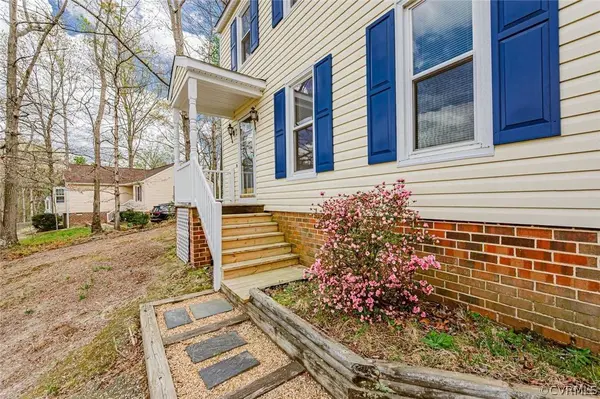 3307 Walnut Cove CT, Chester, VA 23831