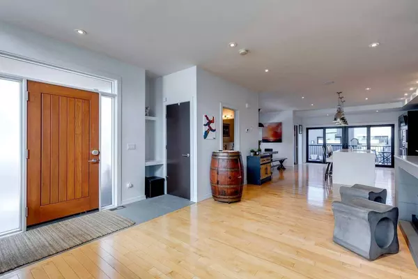 1304 Colgrove AVE NE, Calgary, AB T2E 5C4