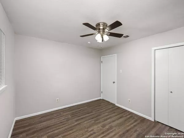 4111 MONACO DR, San Antonio, TX 78218-4335