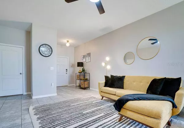 2232 GOLDEN FALCON DR, Ruskin, FL 33570