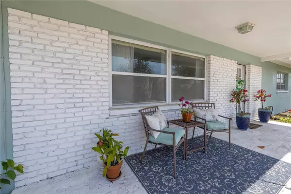 8101 120TH ST, Seminole, FL 33772