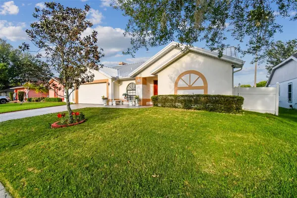 2029 DARLINGTON OAK DR, Seffner, FL 33584