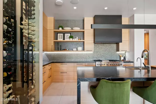 18690 N 101ST Place, Scottsdale, AZ 85255