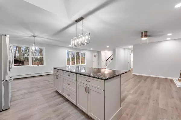 146 Newgate Road, East Granby, CT 06026