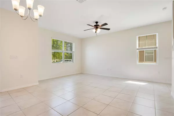 1672 COULTER LN, Port Orange, FL 32129