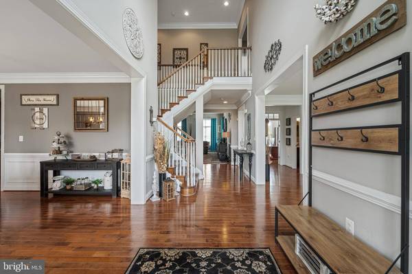 15939 WATERFORD CREEK CIR, Hamilton, VA 20158