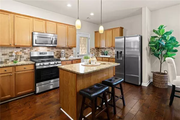 6768 Pierless AVE, Sugar Hill, GA 30518