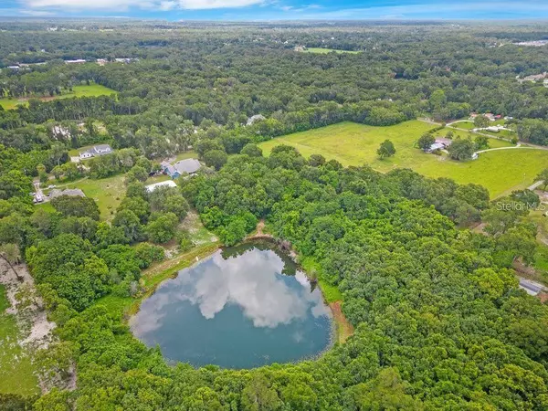 1624 GREENS DAIRY RD, Deland, FL 32720