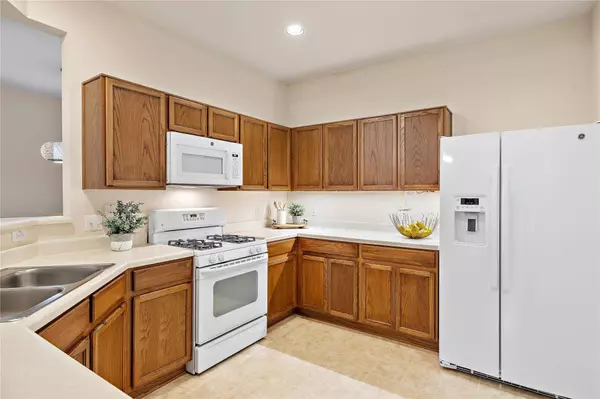 206 Bonham LOOP, Georgetown, TX 78633