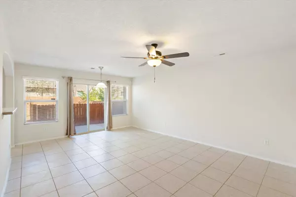 10835 Fort Point LN NE, Albuquerque, NM 87123