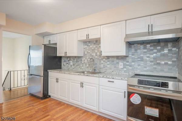 34 Highview Ter, Randolph Twp., NJ 07869