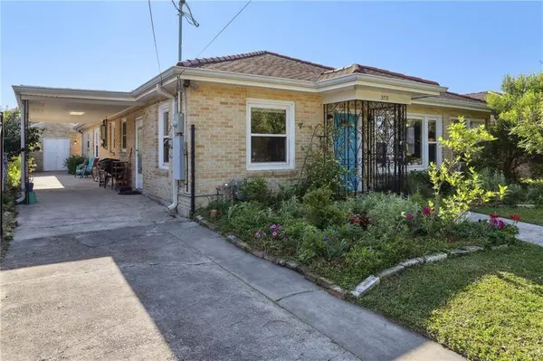 3713 PARIS AVE, New Orleans, LA 70122