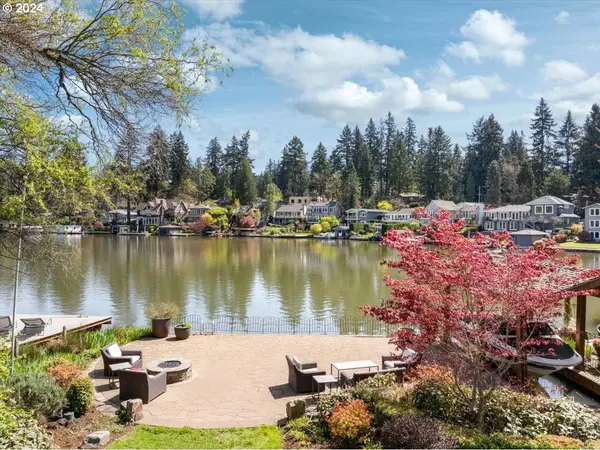 4464 LAKEVIEW BLVD, Lake Oswego, OR 97035