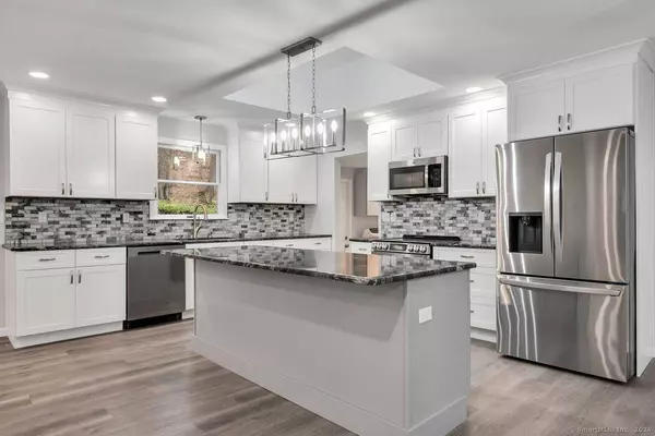 146 Newgate Road, East Granby, CT 06026