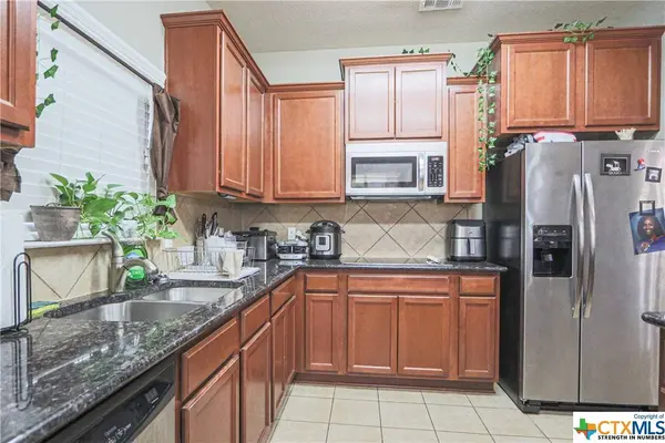 6111 Emilie LN, Killeen, TX 76542