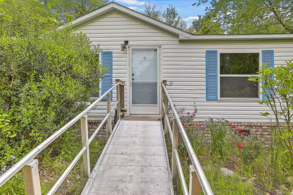 3926 Adnah Church Rd, Islandton, SC 29929