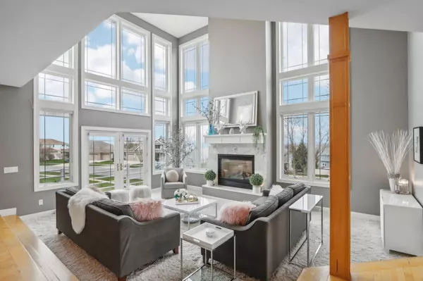 1611 Charleston Circle, Waunakee, WI 53597