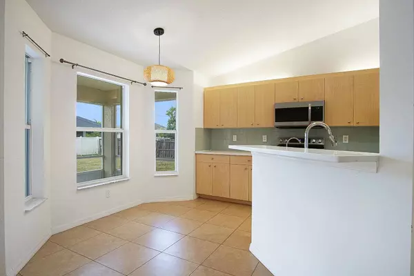 842 SW Haas AVE, Port Saint Lucie, FL 34953