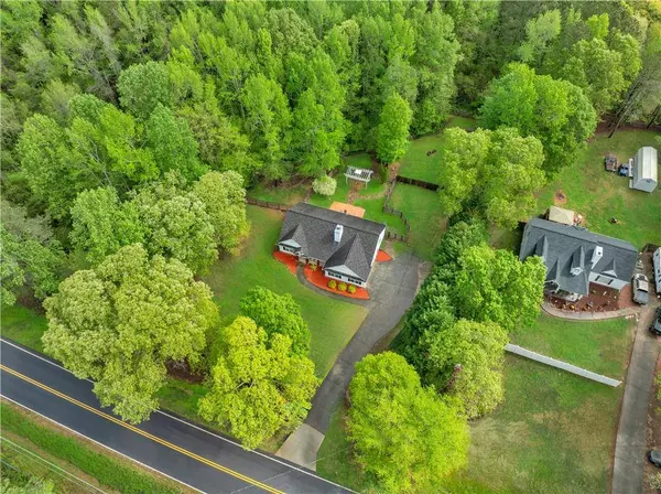 1329 Old Highway 85, Senoia, GA 30276